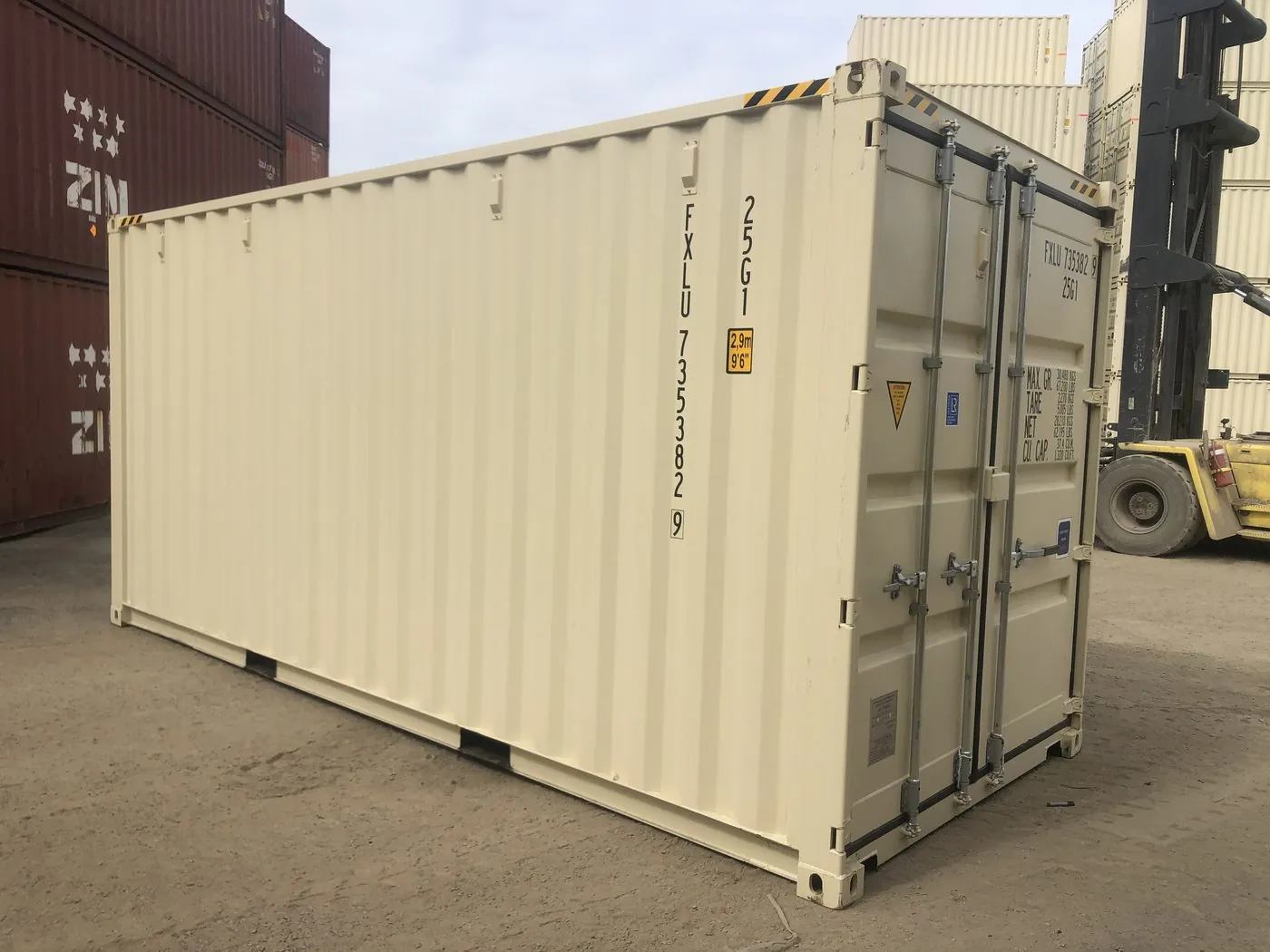 High Cube container — exterior