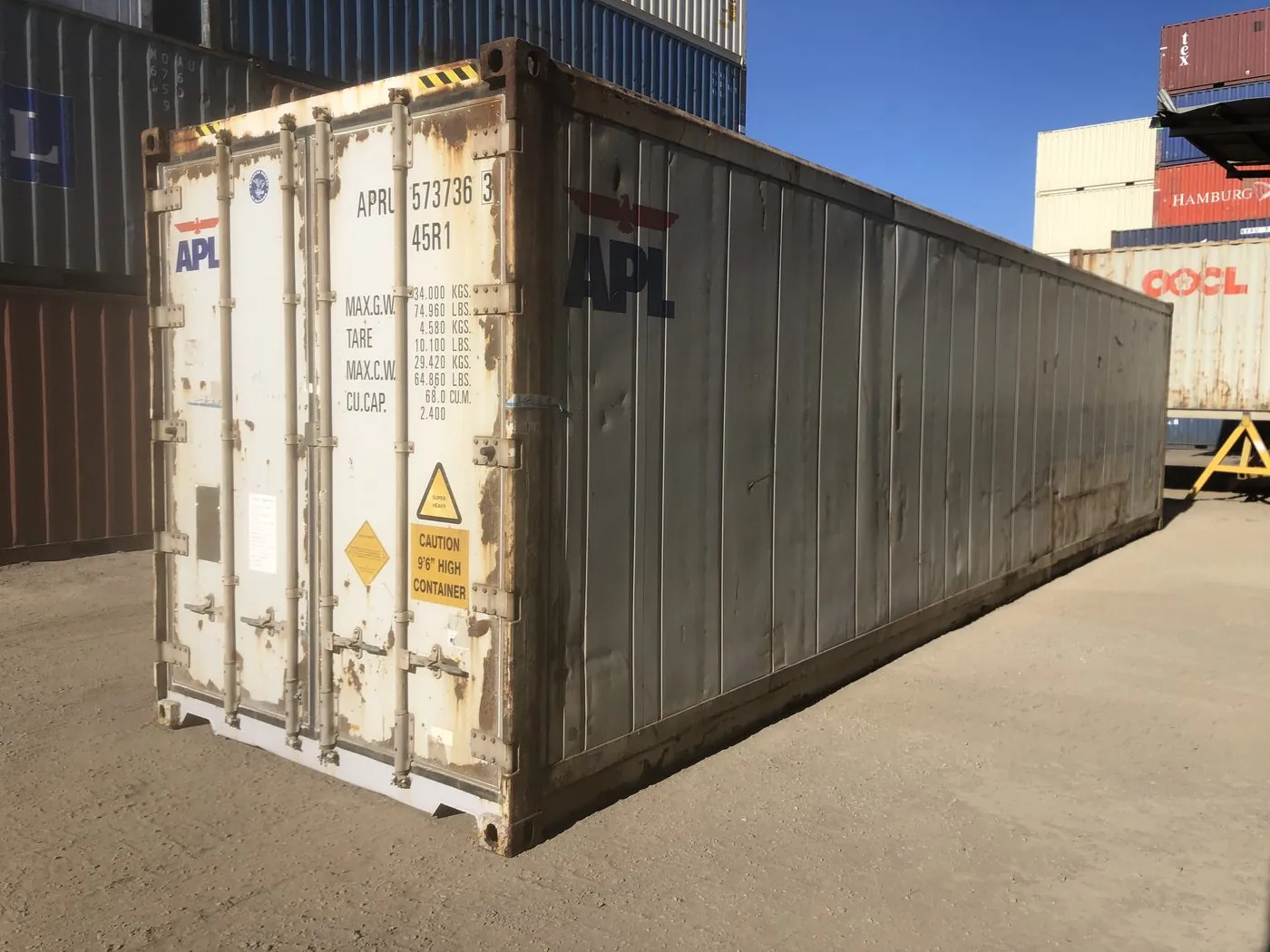 Refrigerated container — exterior