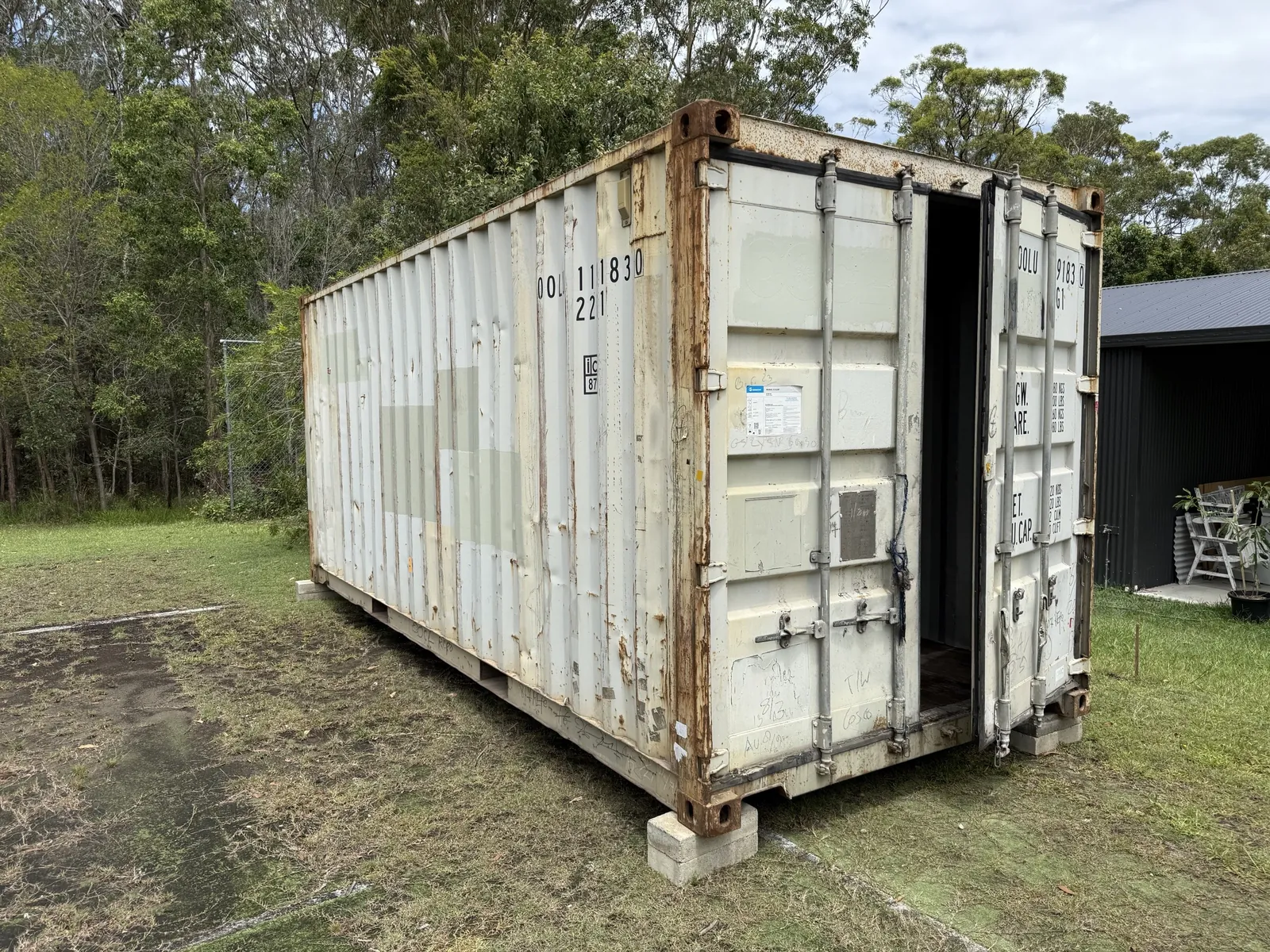 Anchoring a shipping container — wind, cyclones and tie-downs