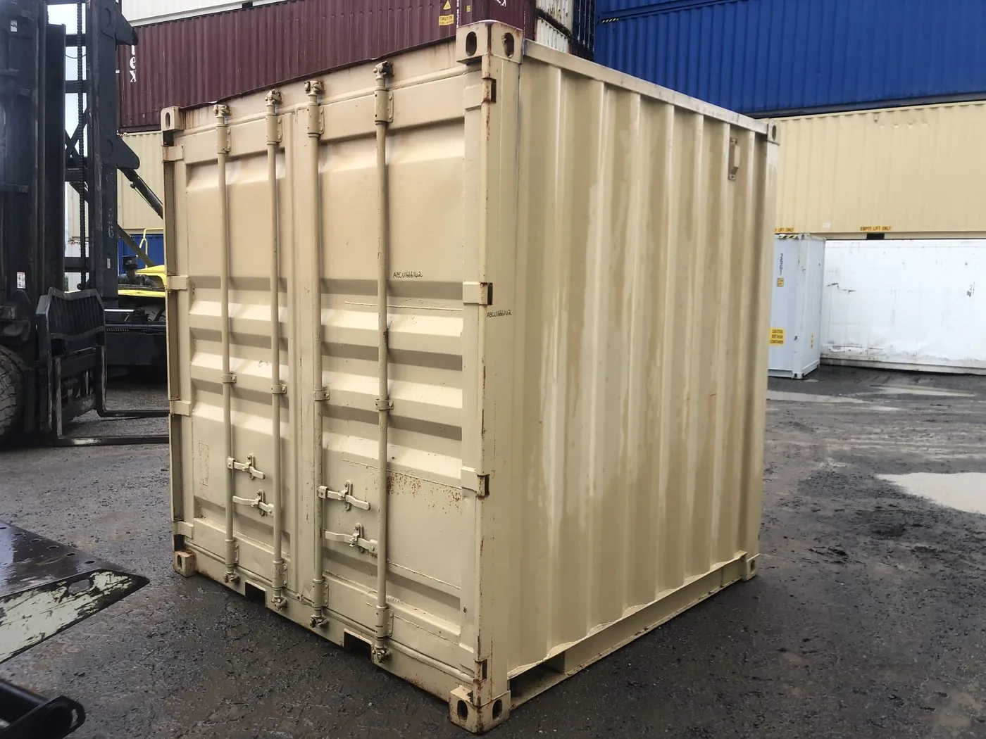 10ft Shipping Containers