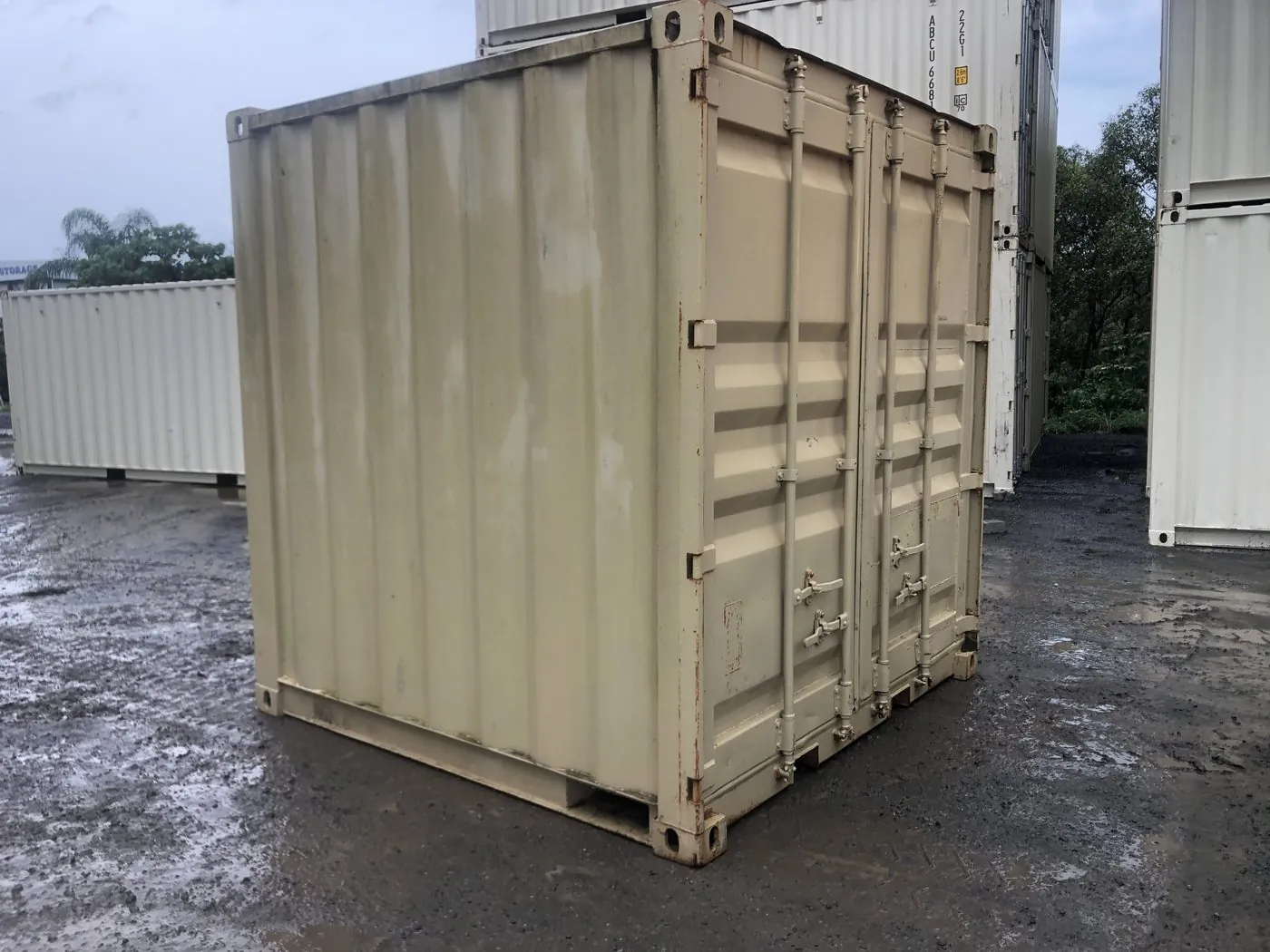 10ft Shipping Containers